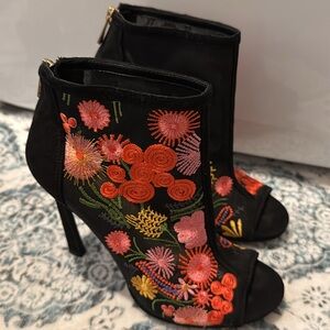 Jessica Simpson Pascall Mesh Peep Toe Booties